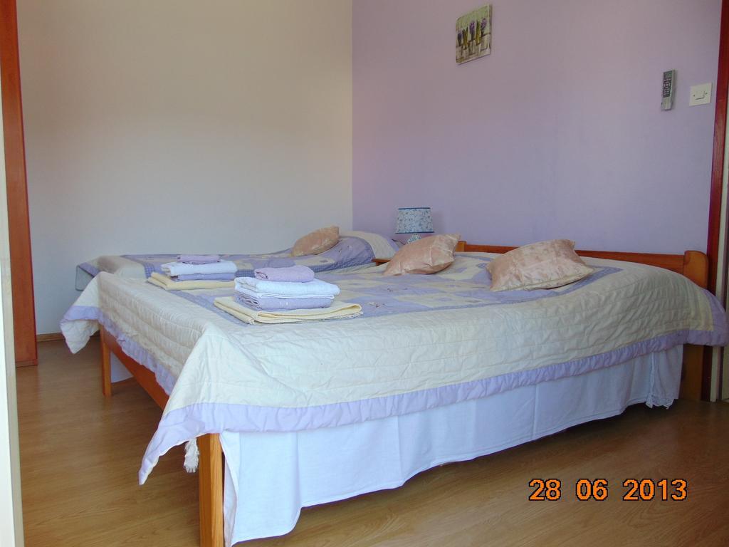 Apartments Borozan Vinišće Camera foto